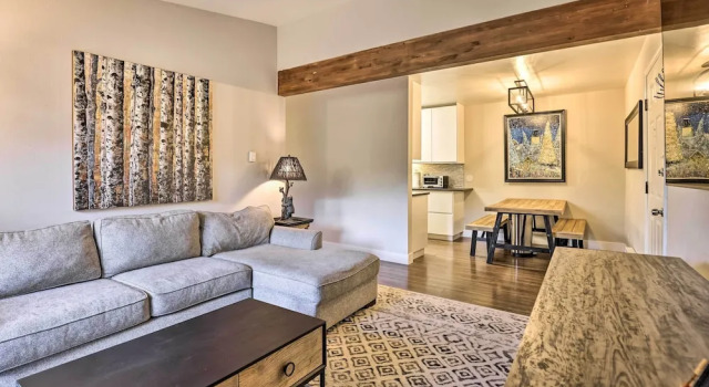 Chic Condo: Steps to Beaver Creek Ski Slopes!