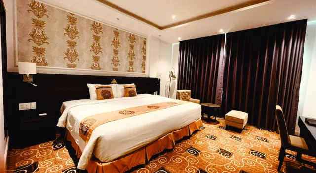Двухместный номер Standard с видом на город Elizabeth Hotel