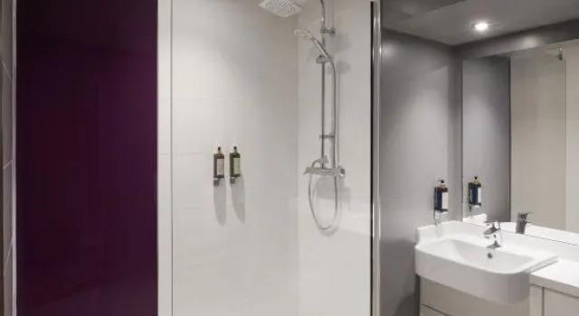 Номер Standard Premier Inn Kendal Central