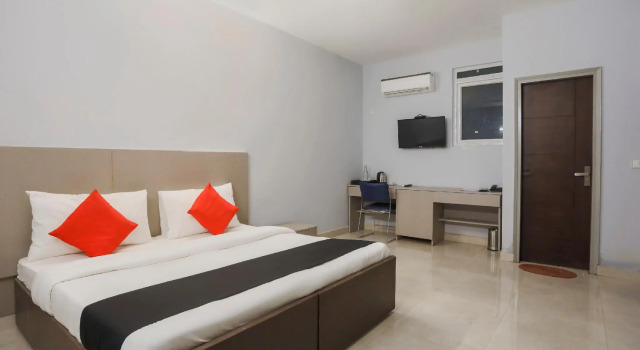 Capital O 70239 Prince Residency