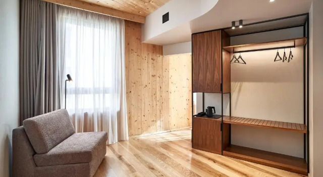 Люкс Deluxe The Log Porto Hotel by Piamonte Hotels