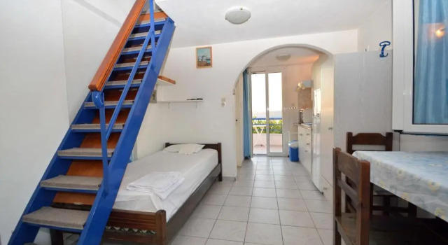 Asterias Apartments, Rezerwuj Apartament Hotele w Saronic Islands z parkingiem, Parking