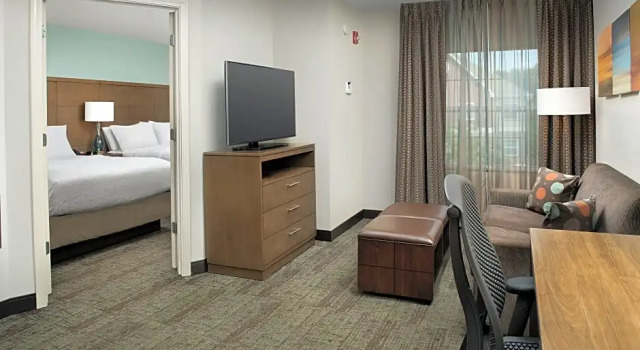 Четырёхместный люкс c 1 комнатой Staybridge Suites Greenville I-85 Woodruff Road by IHG