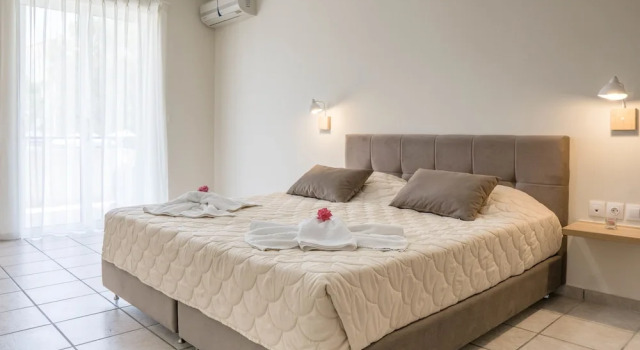 Апартаменты Superior c 1 комнатой с балконом Pinelopi Hotel