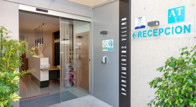 Duerming Velero Apartamentos, Book Apartment Outeiro 