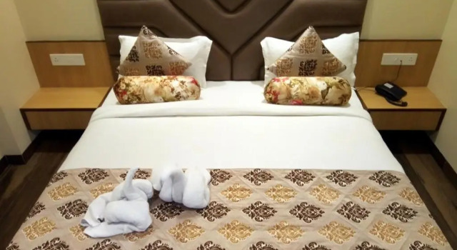 Люкс Presidential с балконом Hotel Urban Galaxy