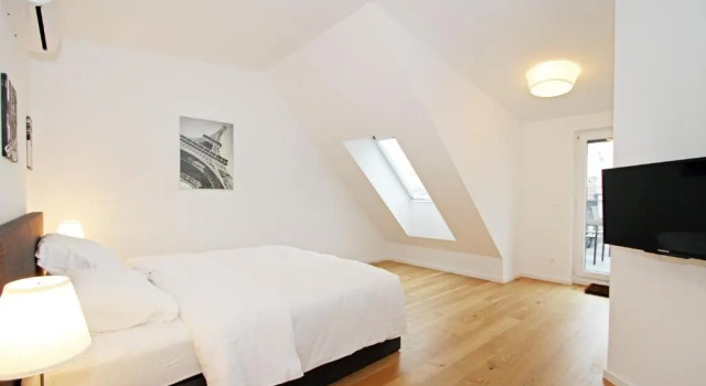 Апартаменты Дуплекс c 1 комнатой Christiano Apartments Hauptbahnhof | contactless check-in