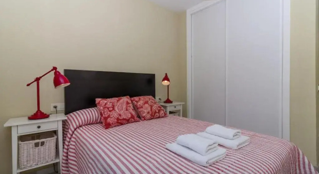 Alcazaba Parador 2 dorm Nerja, Забронировать Отель Нерха Axarquía, рядом с Tuesday Market