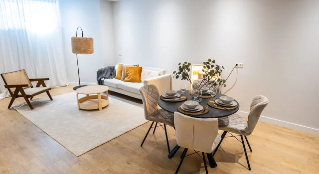 Souterrain 2BR Serviced Apartment, Book Apartment Rotterdam Zuid-Holland