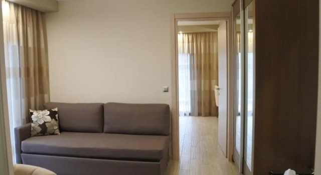 Полулюкс Deluxe Hotel Konaki