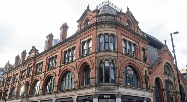 Amazing Central 2 Bed Flat - Northern Quarter, Забронировать Отель Манчестер Большой Манчестер, рядом с Район Гей-виллидж в Манчестере