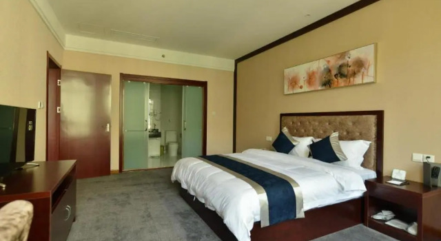 Люкс Deluxe Hubei Airport Business Hotel Tianhe Airport Branch