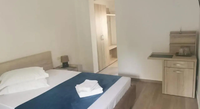ANCA, Réserver Hôtel Saturn Constanta