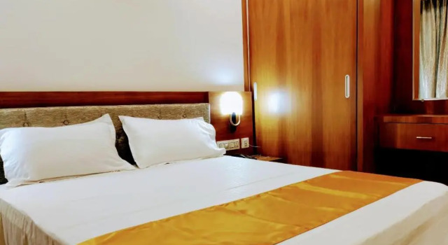 Astro Marine Hospitality Pvt Ltd, Забронировать Отель Коччи штат Керала, рядом с Остров Болгатти