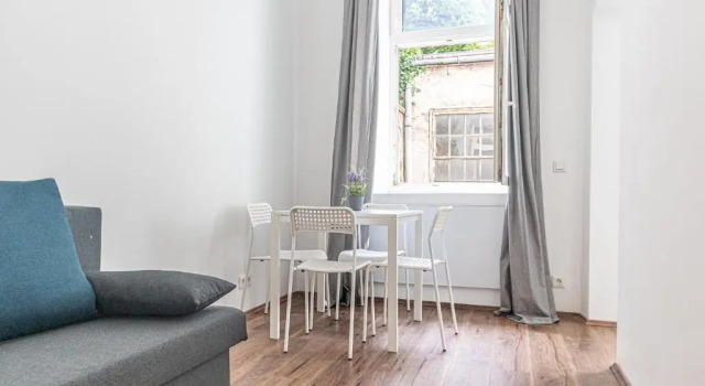 Stunning 2BR Apartment Perfect for 4 people, Prenota Appartamento 18. Währing Vienna