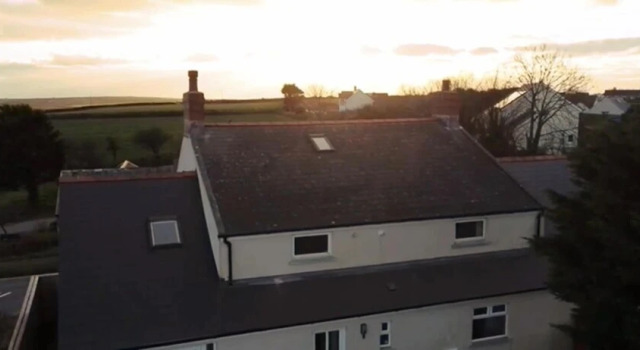 Stunning new 4 bed Cottage Heart of Pembrokeshire, Varaa Lomakoti Simpson Cross Glamorgan