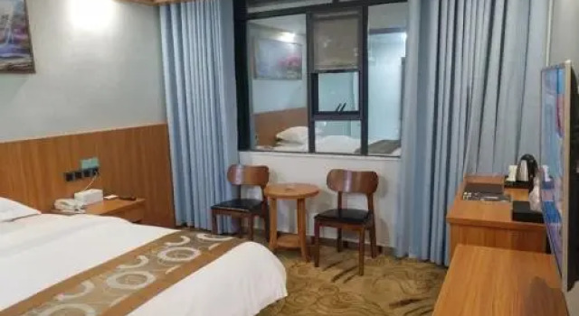 GreenTree Alliance Cenxi Guangnan Road Hotel, Rezerwuj Hotel Cenxi Guangxi