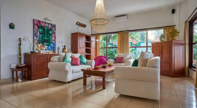 GRIYA BALI SURGA Waterfront Boutique Villa & Spa, Buchen Sie Resort Kubutambahan Buleleng