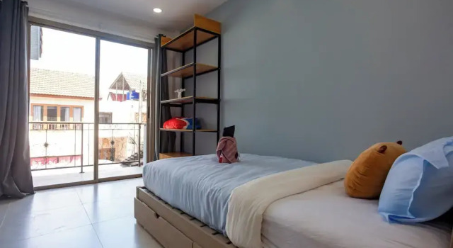 Cozy Stay 3BR Villa Near Beach V285, Забронировать Вилла Отели Южного Таиланда с парковкой, Парковка