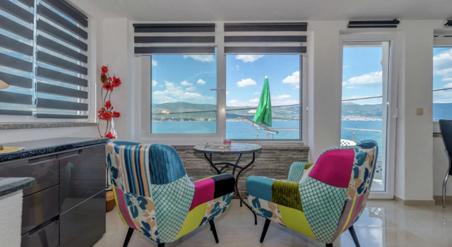 Apartment in Arbanija With Terrace
