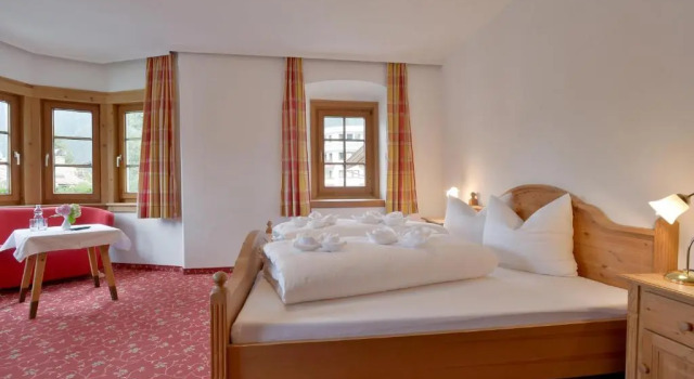 Семейный номер Standard с балконом Posthotel Mayrhofen