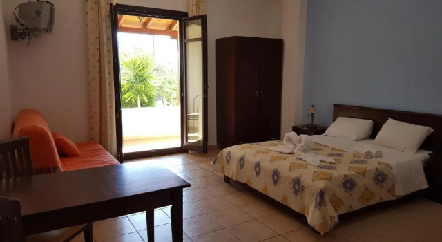 Студия Palirria Hotel & Studios