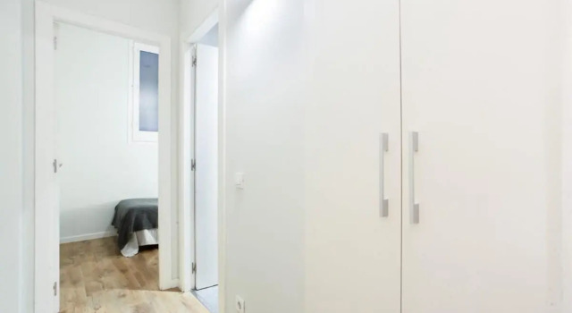 Bright and modern 2bedroom in Las Ramblas 2 1A, Забронировать Отель Барселона провинция Барселона, рядом с Парковка MACBA