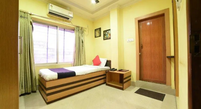 Collection O 61047 Hotel Highway Palace