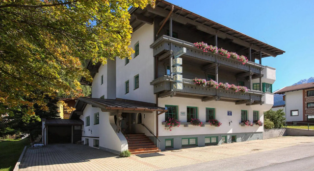 Pension Eden, Rezerwuj Pensjonat Hotele w Tyrol ze śniadaniem, Śniadanie