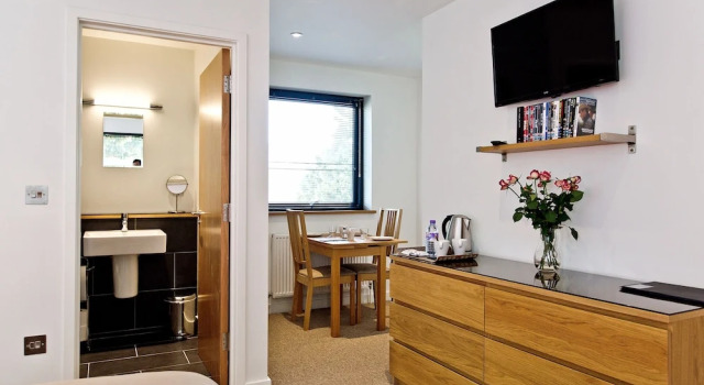 The Cedars Bed & Breakfast, Rezervasyon Bed and Breakfast Merseyside otoparklı oteller, Otopark