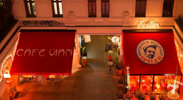 Gozsdu Court Budapest