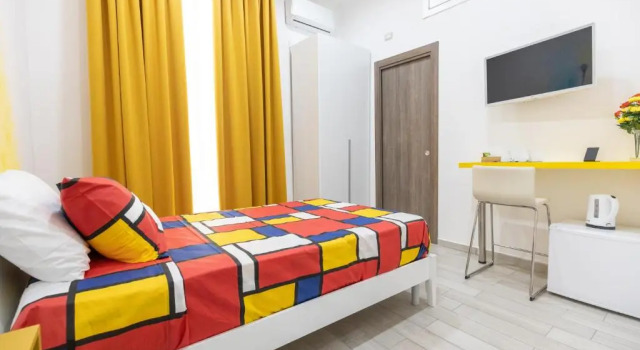 Номер Economy Napoli Museo bed and breakfast
