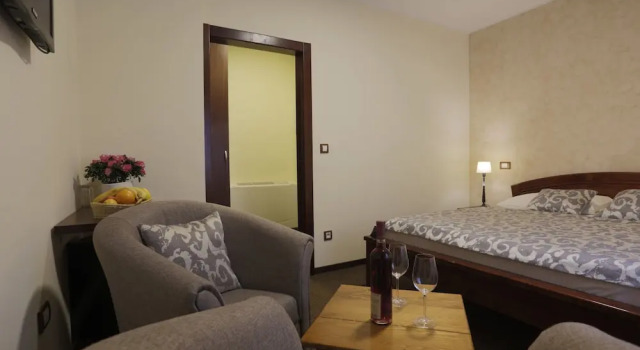 Трёхместный номер Standard Guesthouse Tara