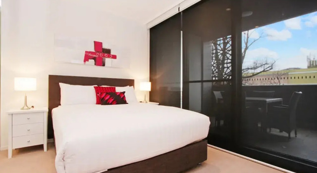 Апартаменты c 1 комнатой с балконом IQ Smart Apartments 704 Braddon ACT