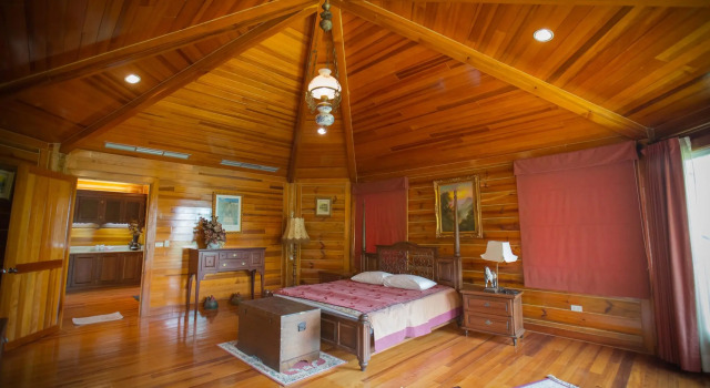 Люкс Deluxe The Log Home Experience Khao Yai