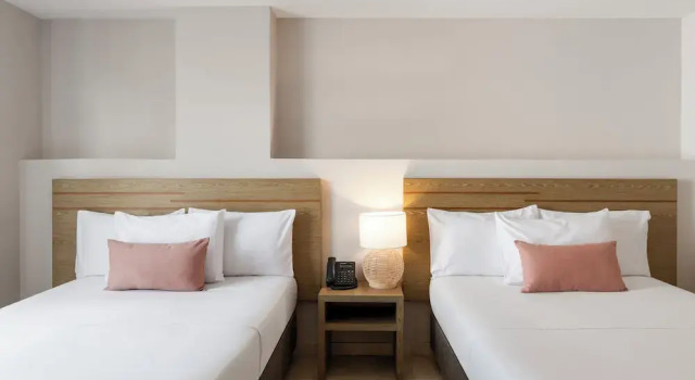 Четырёхместный номер Superior Hotel MS Ciudad Jardin