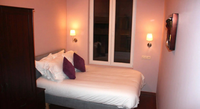 EU Guesthouse, Prenota Bed & breakfast Bruxelles Bruxelles, vicino a Square Ambiorix