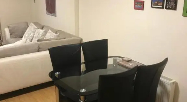 ochiltree apartment