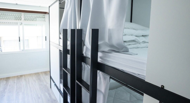 Кровать в общем номере (женский номер) Hotel Nautico