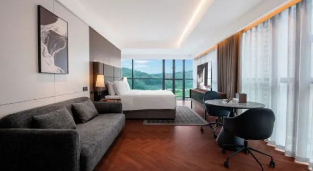 Люкс с видом на горы Intercity Hotel Shantou CHJ
