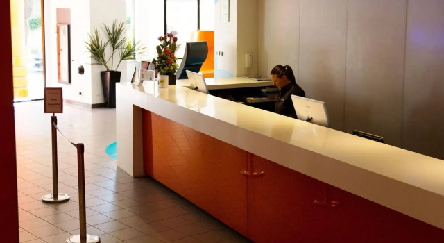 Cambridge Hotel Sydney