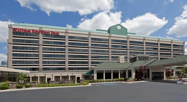 Номер Standard Hilton Garden Inn Detroit Southfield