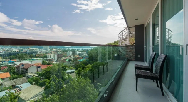 Апартаменты с 2 комнатами Private apartment at Emerald Terrace