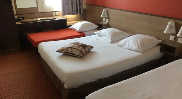 Четырёхместный семейный номер Standard Ace Hôtel Angers