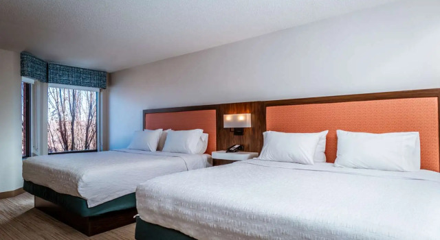 Четырёхместный люкс Hampton Inn & Suites St. Louis-Chesterfield