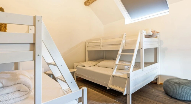 Beautiful Holiday Home in Gesves With Garden and Terrace, Забронировать Отель Жев провинция Намюр