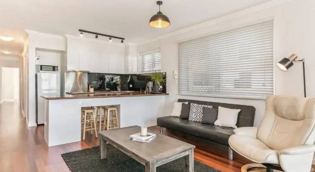 Апартаменты с 3 комнатами Beachfront on Golden Mile