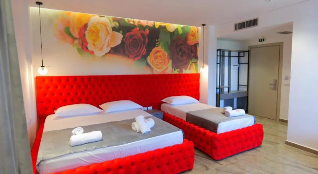 Hotel Eagle, Забронировать Отель Отели в центре Ксамил, в центре
