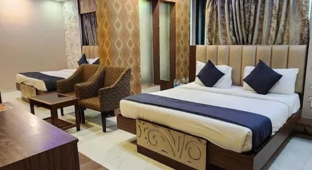 Четырёхместный номер Standard Saibaba International Supreme Hotel
