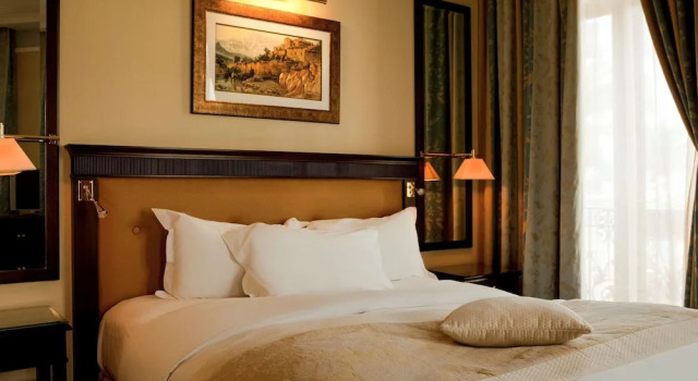 Classique quadruple chambre Royal Hotel Oran - MGallery Collection
